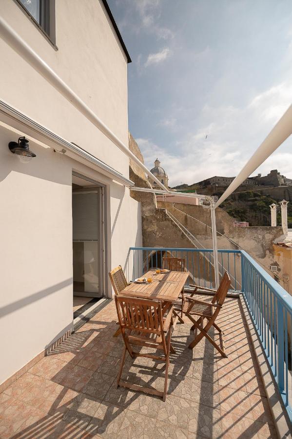 La Procidana House - Corricella Exlusive Terrace Villa Buitenkant foto